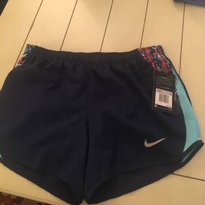 NWT Nike shorts navy blue with lining sewn in